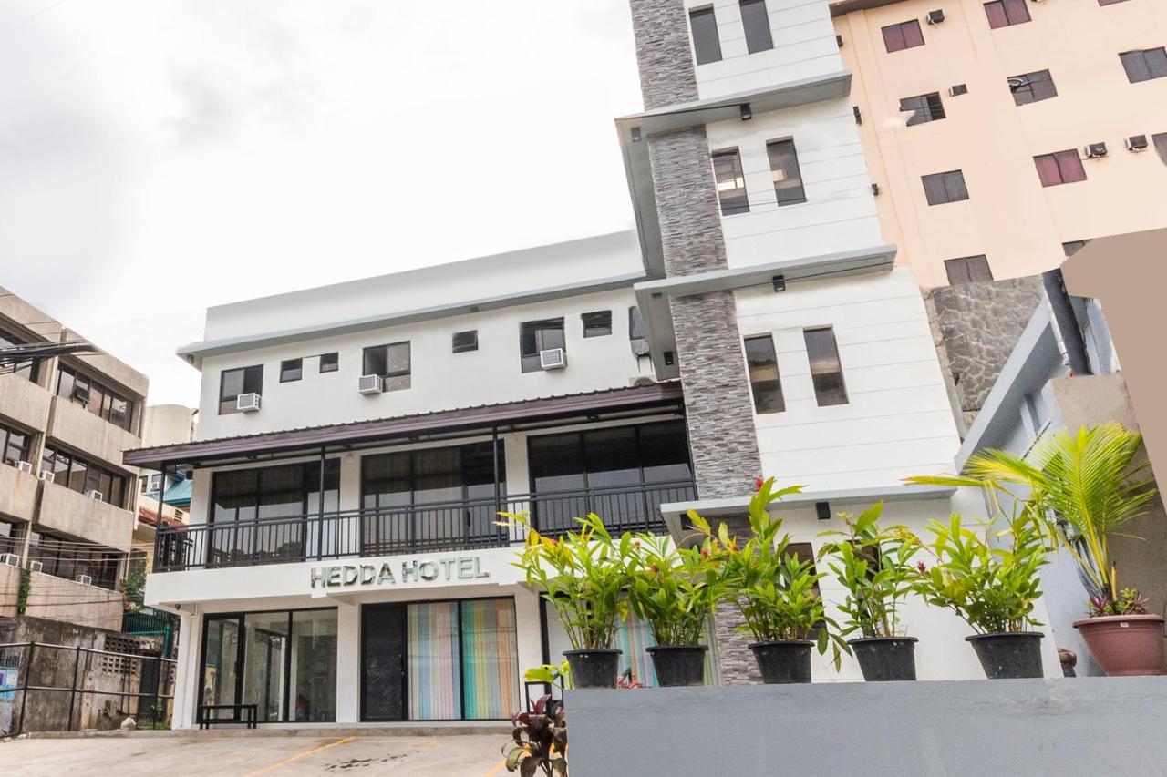 Vaccinated Staff - Oyo 476 Hedda Hotel Cebu Екстериор снимка